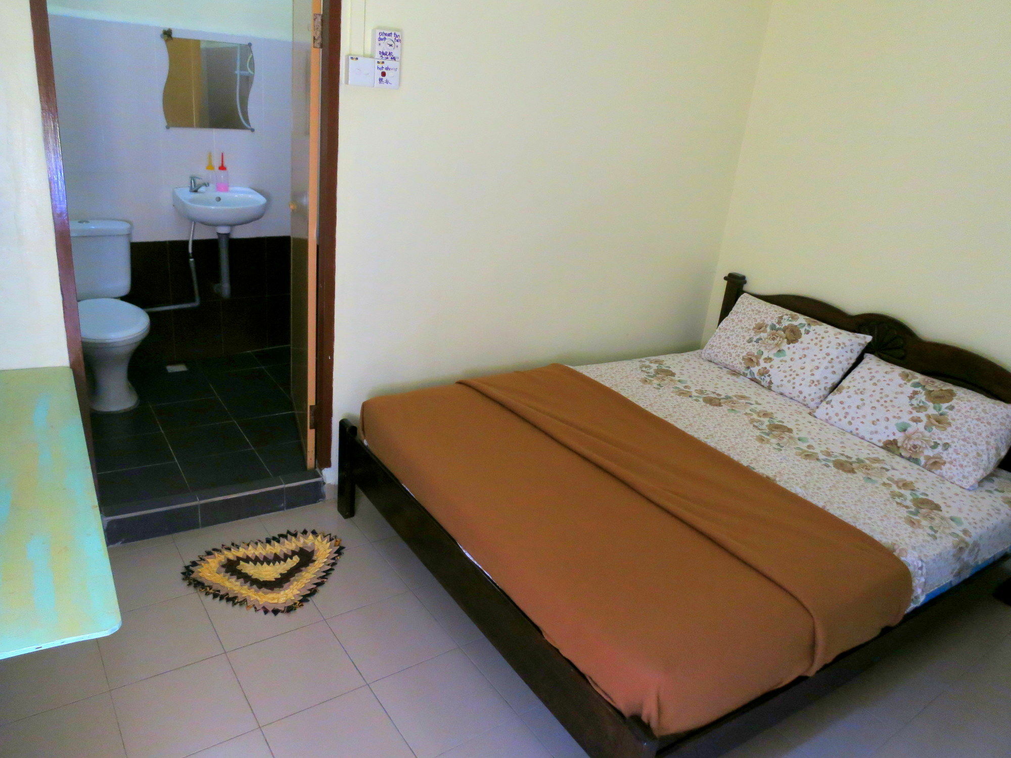 Pangkor Guesthouse Spk Kampong Sungai Udang Kültér fotó